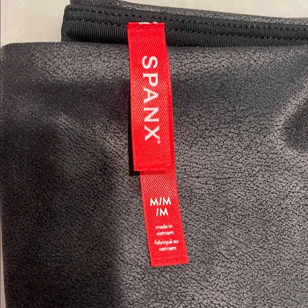 Spanx Bikercore Charcoal Leggings Size M - Picture 4 of 5